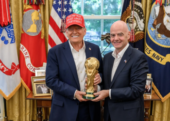 Solo EEUU salvará al mundo de irse al infierno: Trump